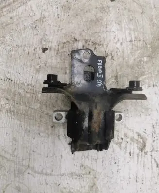 Skoda Fabia Mk2 (5J) Engine mount vacuum valve 