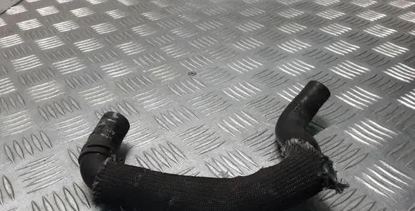 Land Rover Evoque I Engine coolant pipe/hose