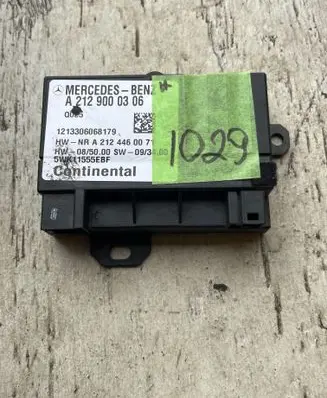 Mercedes-Benz E W212 Fuel injection pump control unit/module A2129000306 1213306068179 A2124460071