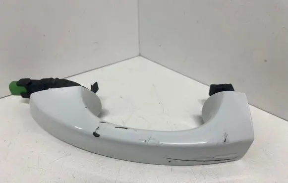 Volkswagen Touareg III Front door exterior handle 760837205