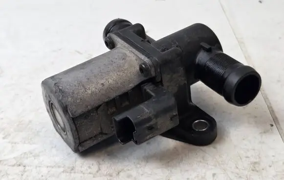 Nissan NV300 Coolant heater control valve 212309316R 235037