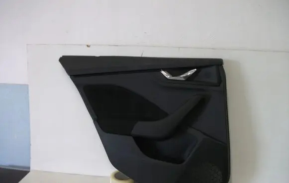 Rear door card panel trim