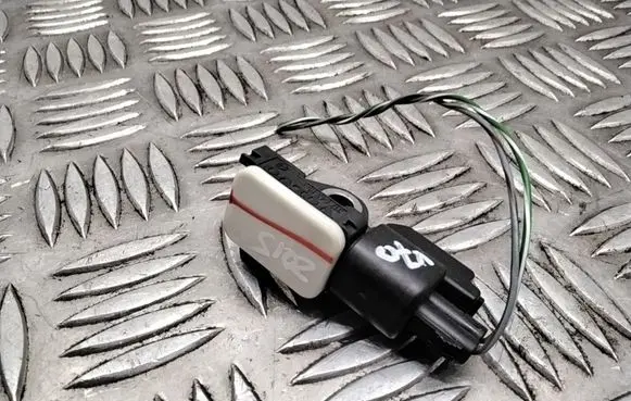 Volvo V70 Airbag deployment crash/impact sensor 31264395
