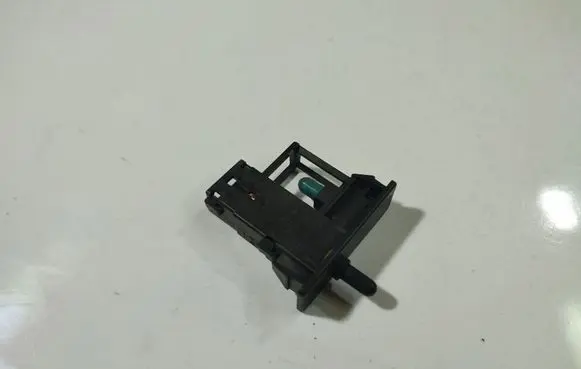 Toyota Corolla Verso AR10 Reversing light switch sensor 