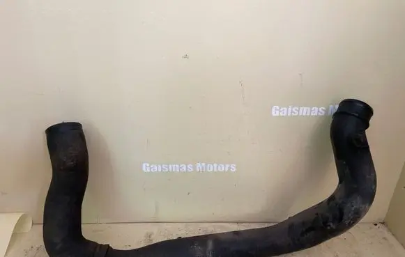 Volvo XC90 Intercooler hose/pipe 8624887
