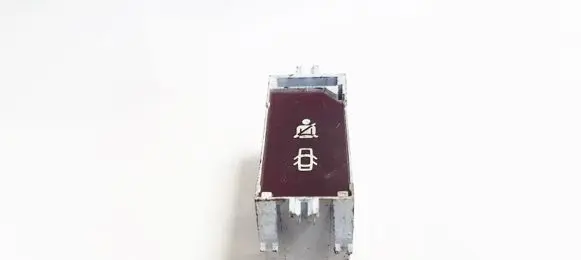 Passenger airbag on/off switch
