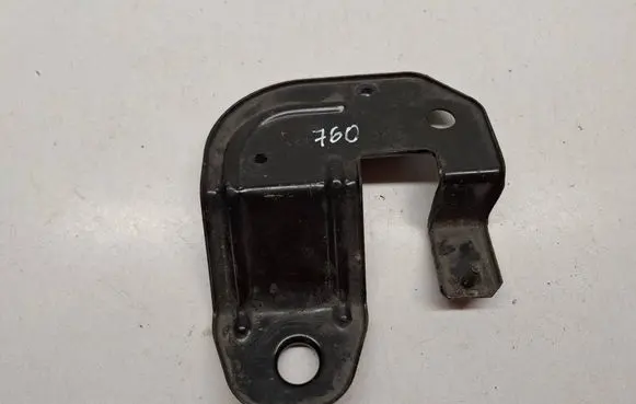 Maserati Ghibli Air filter cleaner box bracket assembly D778