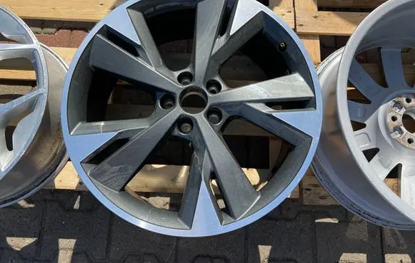 Audi Q4 Sportback e-tron R20 alloy rim 89A601025AR 89A601025AP