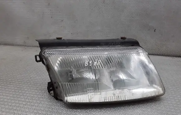 Volkswagen PASSAT B5 Headlight/headlamp