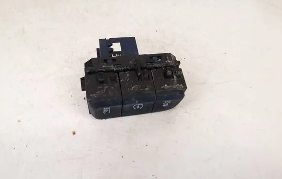 Opel Crossland X Traction control (ASR) switch yp00032777