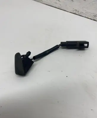 Ford S-MAX Windshield washer spray nozzle XS4117666A