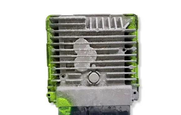Volkswagen Golf VI Engine control unit/module 03L906023MM