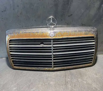 Mercedes-Benz E W124 Front grill 1248880223