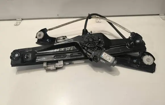 BMW X3 F25 Front door window regulator with motor 7258533 402363C 120411050801