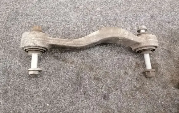BMW 6 F06 Gran coupe Rear control arm 6782136 33326782136