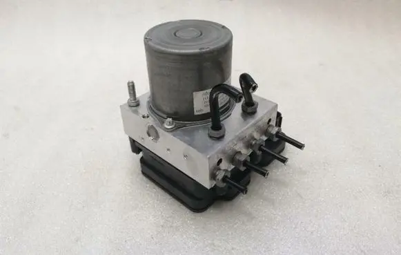 Mercedes-Benz A W177 AMG ABS Pump A1779006504