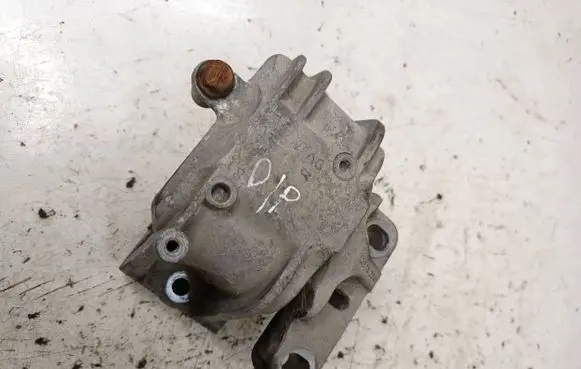 Volkswagen Golf Plus Engine mount bracket 1K0199262CG
