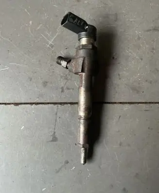 Ford Galaxy Fuel injector 4m5q9f593ad