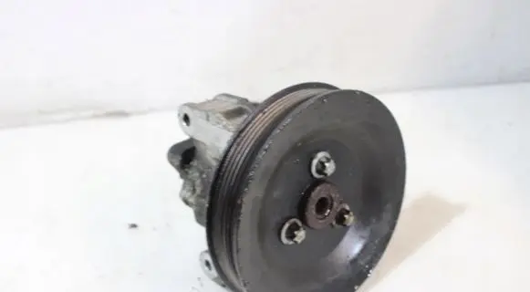 Mercedes-Benz Vito Viano W638 Power steering pump