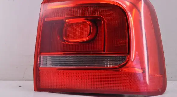 Volkswagen Touran I Rear/tail lights 1T0945096R