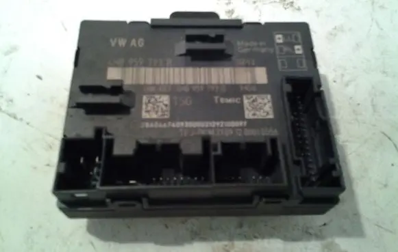 Audi A8 S8 D4 4H Door control unit/module 4H0959793R 4H0959793GH06