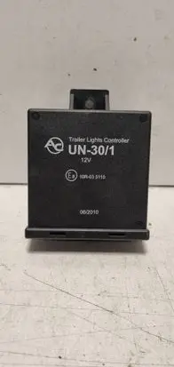 Volkswagen Touran I Light module LCM 10R035110 NE301 062010