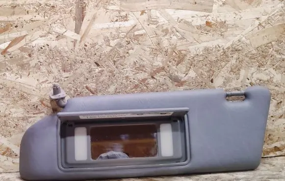 Mercedes-Benz S W140 Sun visor