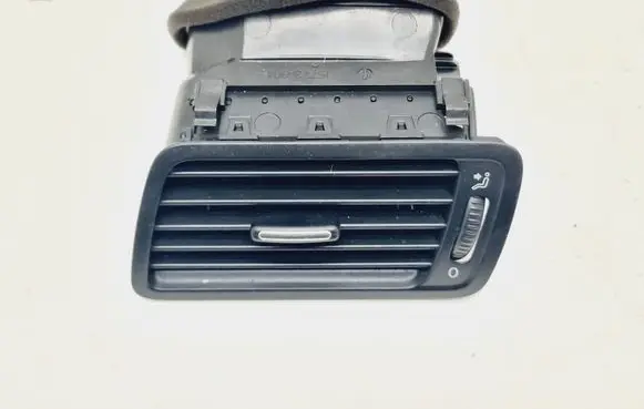 Volkswagen PASSAT B6 Dashboard side air vent grill/cover trim 3C2819701