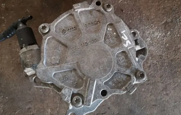 Volkswagen Scirocco Tandem pump 03L145100