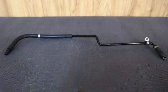 Mercedes-Benz C W204 Engine coolant pipe/hose 2045010225 A2045010225