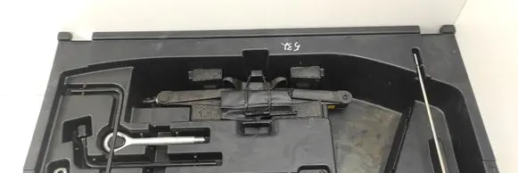 Lexus RX 330 - 350 - 400H Tool box 6499148030 091110W090