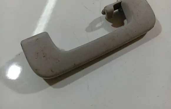 Audi A6 S6 C6 4F Rear interior roof grab handle 8P0857607M