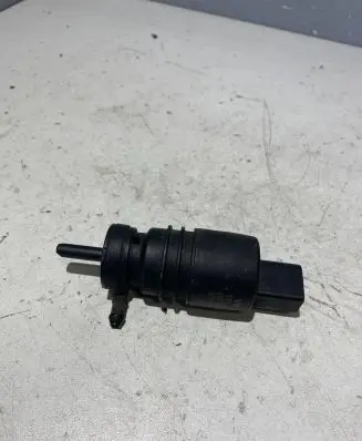 Volkswagen Jetta V Windscreen/windshield washer pump 1T0955651 3028149