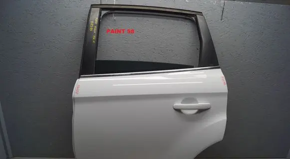 Ford Kuga I Rear door