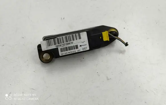 Mercedes-Benz C W203 Airbag deployment crash/impact sensor 0018204426