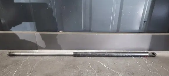 Opel Zafira A Tailgate strut 