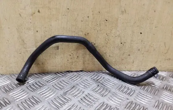 KIA Sorento Engine coolant pipe/hose