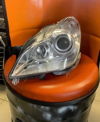 Mercedes-Benz CLS C219 Headlight/headlamp