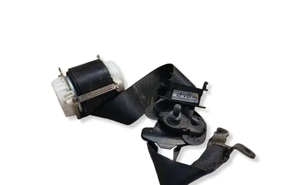 BMW 1 E81 E87 Front seatbelt 