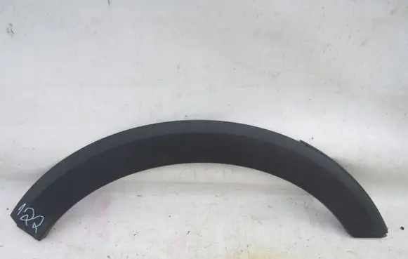Opel Crossland X Rear arch trim 13482072