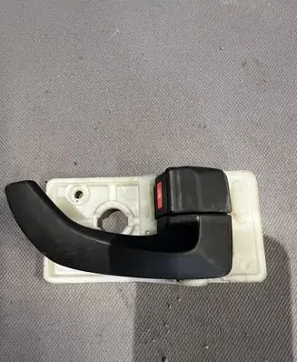 Hyundai Tucson JM Front door interior handle