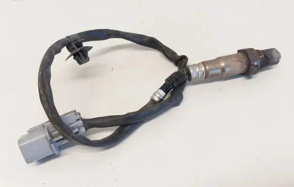 KIA Sportage Lambda probe sensor 392102B375