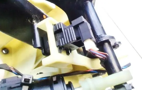 BMW 5 GT F07 Brake pedal sensor switch