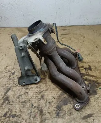 Toyota Auris E180 Exhaust manifold