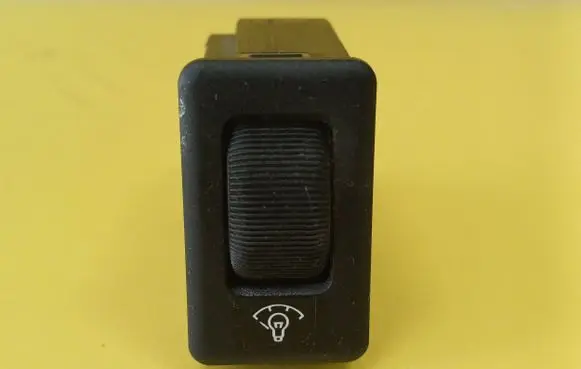 Nissan Primera Panel lighting control switch 321025