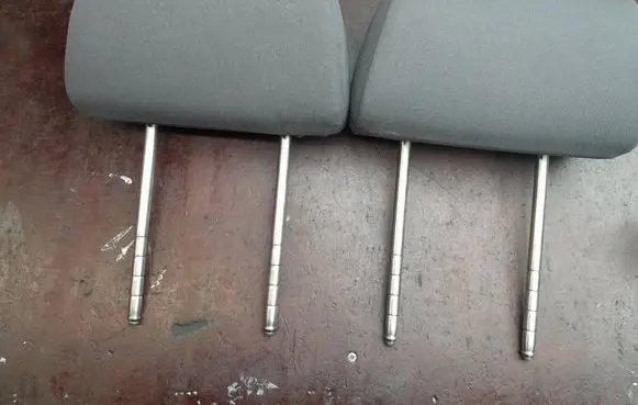 Volkswagen Polo Rear seat headrest