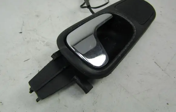 Audi A3 S3 8L Front door interior handle 