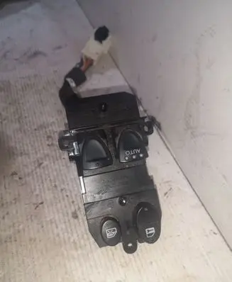 Honda Civic Electric window control switch 35750SVAA120M1 65120266