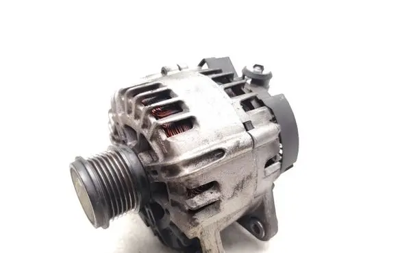 Ford Mondeo MK V Generator/alternator DS7T-10300-KE