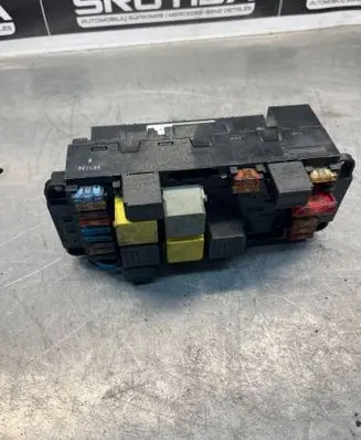 Mercedes-Benz C W203 Fuse box set 2035451601 5DK00848550